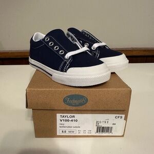 Footmates Taylor Sneaker - Navy - Size 8
